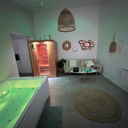 Spa Jungle Le Mesnil-Saint-Denis ภายนอก รูปภาพ
