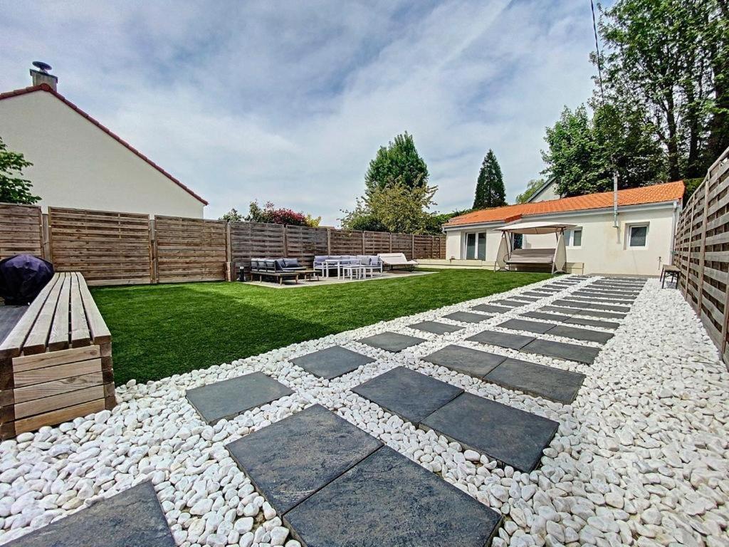 Spa Jungle Le Mesnil-Saint-Denis ภายนอก รูปภาพ