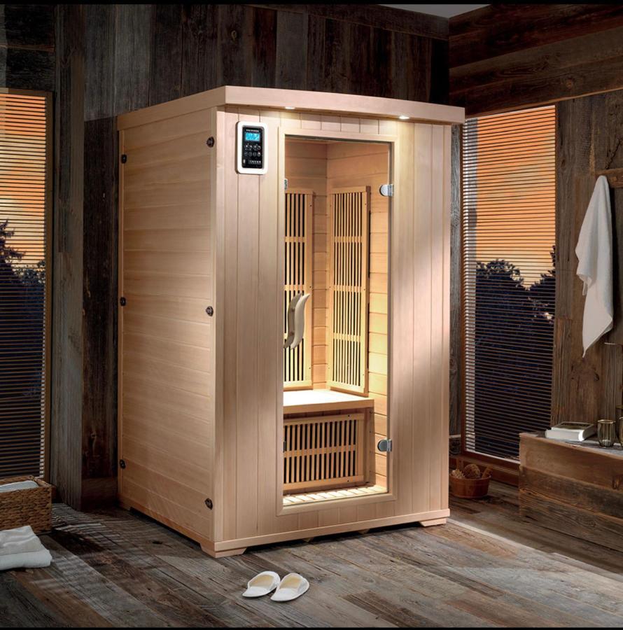 Spa Jungle Le Mesnil-Saint-Denis ภายนอก รูปภาพ