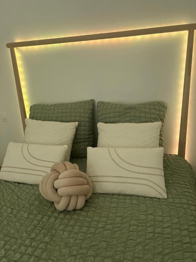 Spa Jungle Le Mesnil-Saint-Denis ภายนอก รูปภาพ